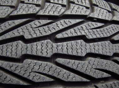 Bieżnik opony zimowej