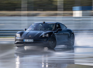 Porsche Taycan - rekord Guinnessa w drifcie elektrykiem