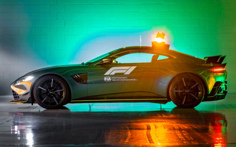 Aston Martin Vantage Official Safety Car of Formula One (fot. AM)