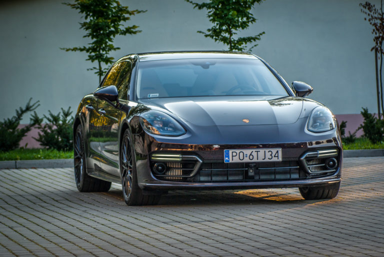 Porsche Panamera Turbo S e-Hybrid Sport Turismo (fot. Jakub Kornacki / Automotyw.com)