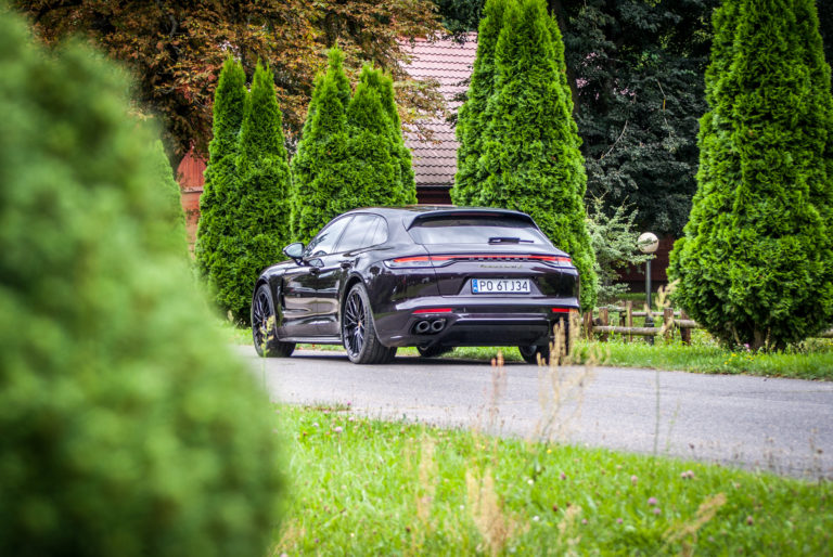 Porsche Panamera Turbo S e-Hybrid Sport Turismo (fot. Jakub Kornacki / Automotyw.com)