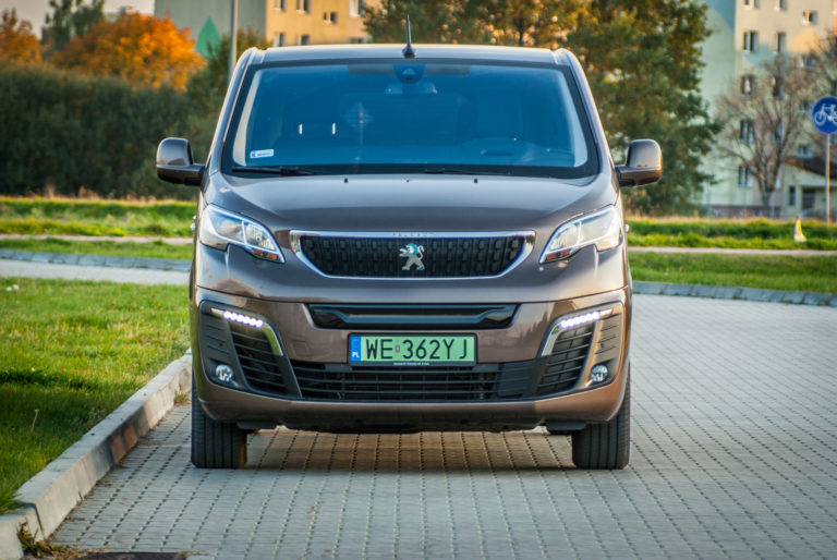 Peugeot e-Traveller (fot. Jakub Kornacki / Automotyw.com)