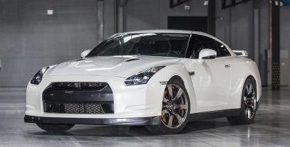 Nissan GT-R  Coupe